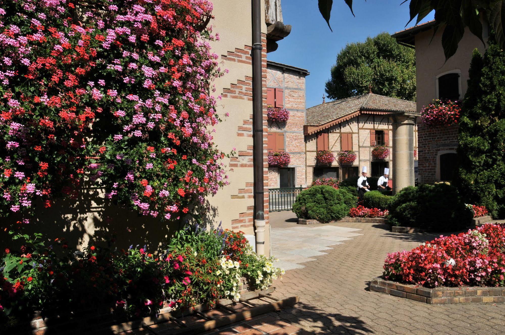 Les Saules Parc & Spa - Teritoria Vonnas Exterior photo